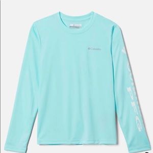 Columbia long sleeve shirt